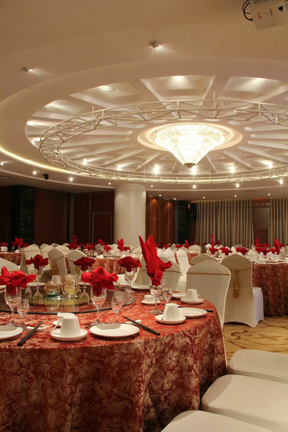 Brigh Radiance Hotel Yantai Exterior foto